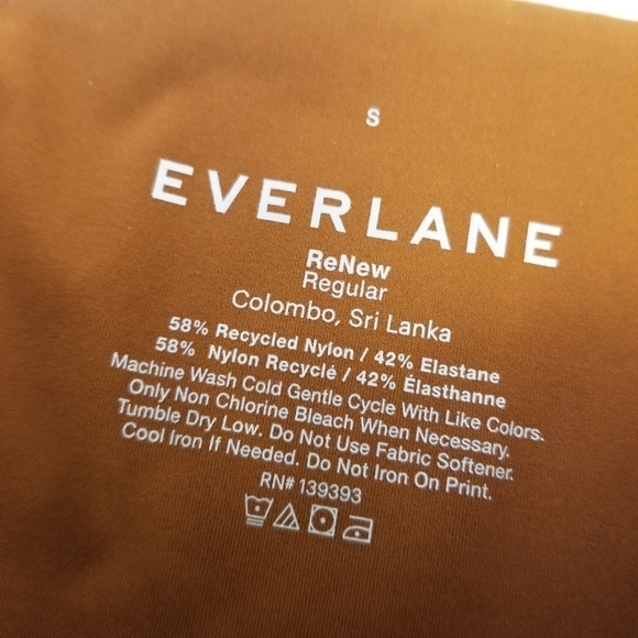 {S} NWT Everlane ReNew The Perform Legging Amber Regular Length - Picture 8 of 8